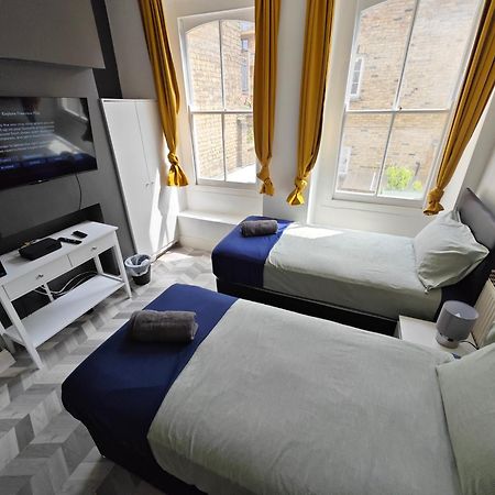 2 Bedroom 2 Bathroom Apartment In Old St - Shoreditch - Zone 1 Λονδίνο Εξωτερικό φωτογραφία