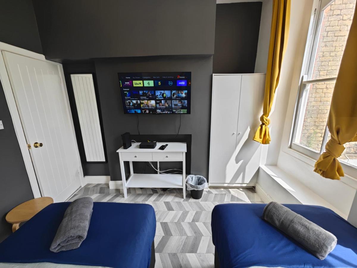 2 Bedroom 2 Bathroom Apartment In Old St - Shoreditch - Zone 1 Λονδίνο Εξωτερικό φωτογραφία